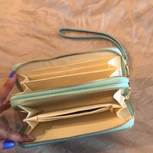 Double zip organizer - Picture 2 of 4